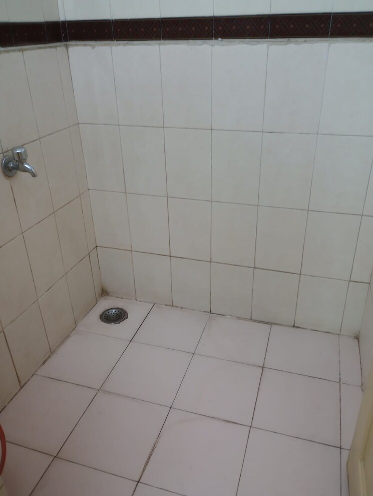 Bathroom, spaghetti-complex 2 Bedroom 650 Sq.Ft. Apartment In Kharghar Navi Mumbai 8992993