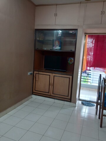 Furnished Amenities in 2 BHK Apartment at Spaghetti Complex, Kharghar – for Rent
