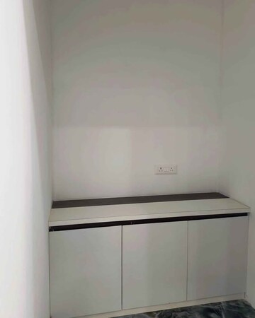 Room in  Office Space at Vijay Nagar – for Rent
