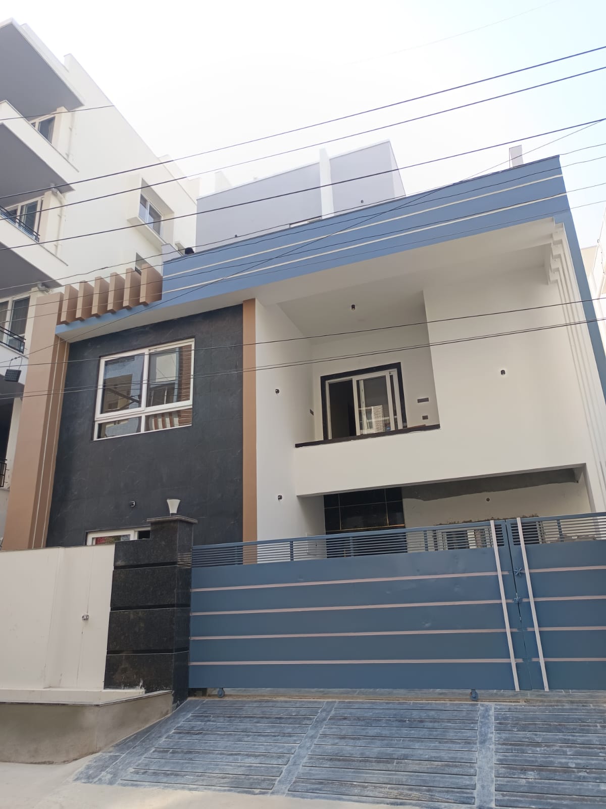 5 BHK + Pooja Room,Servant Room Villa For Sale in R R R Kyathi Nivas 