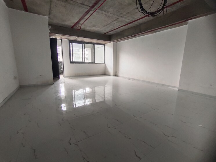 Room, tejas-imperial Commercial Office Space 1500 Sq.Ft. In Wakad Pune 8993072