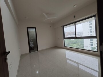 Room in 3 BHK Apartment at Chembur – for Rent