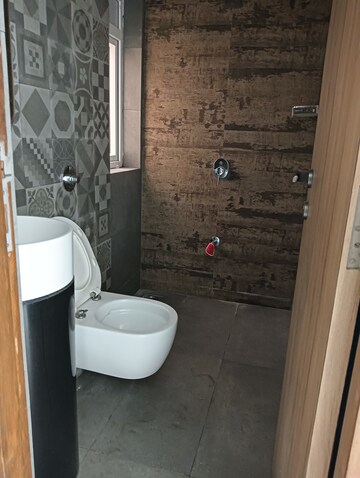 Bathroom in 2 BHK Apartment at Dipti Jyot, Vile Parle East – for Rent