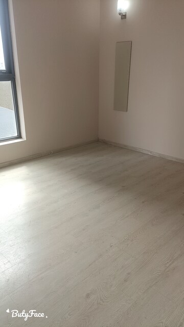 Room in 3 BHK Apartment at M3M Heights, Sector 65 – for Rent