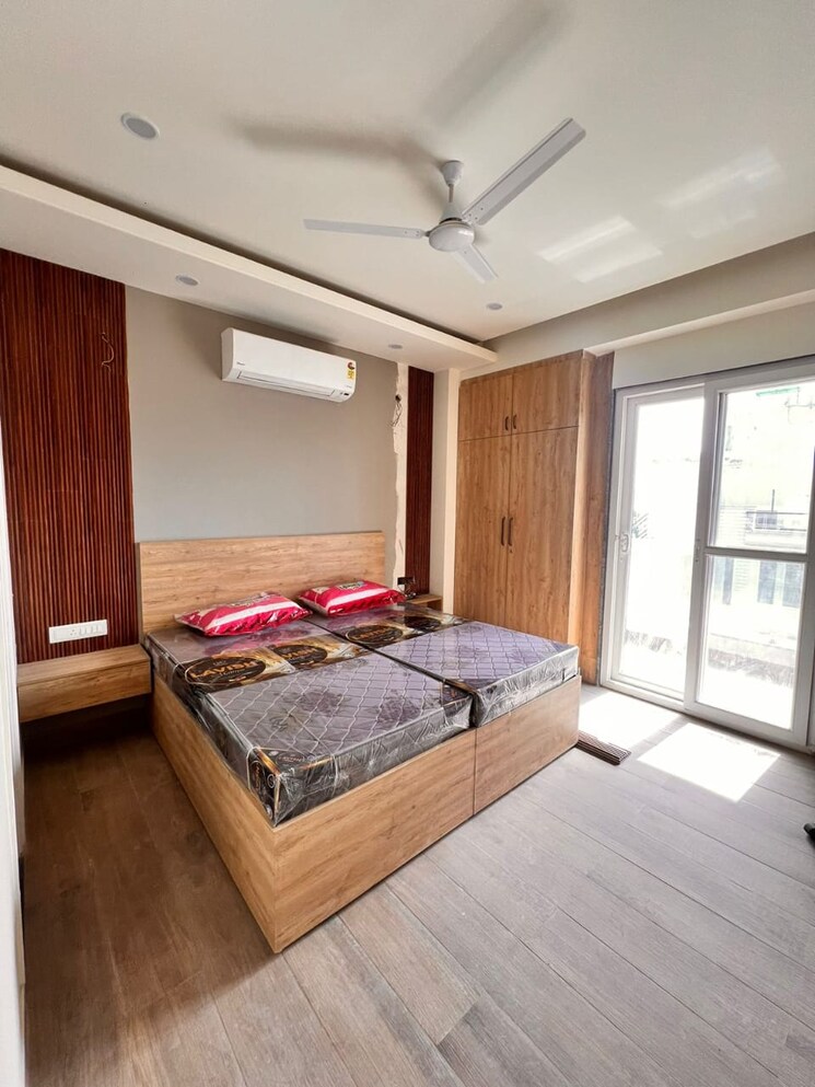 Bedroom, sector 55 1 Bedroom 690 Sq.Ft. Builder Floor In Sector 55 Gurgaon 8993080