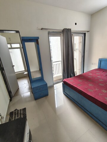 Bedroom in 3 BHK Apartment at Indiabulls Greens, New Panvel – for Rent