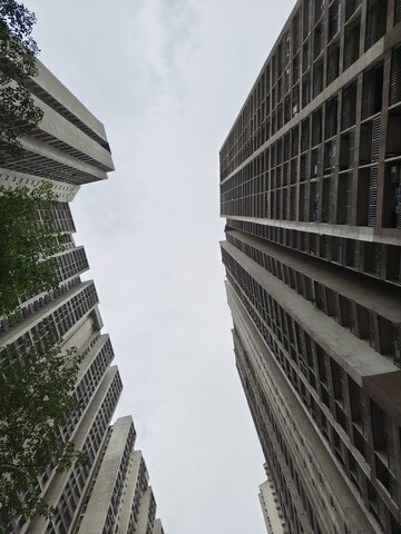Staircase in 3 BHK Apartment at Indiabulls Greens, New Panvel – for Rent