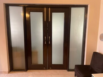 Building Lobby in 4 BHK Builder Floor at Sector 21b – for Rent