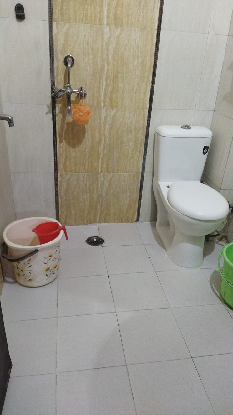 Bathroom, shivkripa-orchid-gyan-khand 3 Bedroom 1300 Sq.Ft. Builder Floor In Gyan Khand I Ghaziabad 8993097