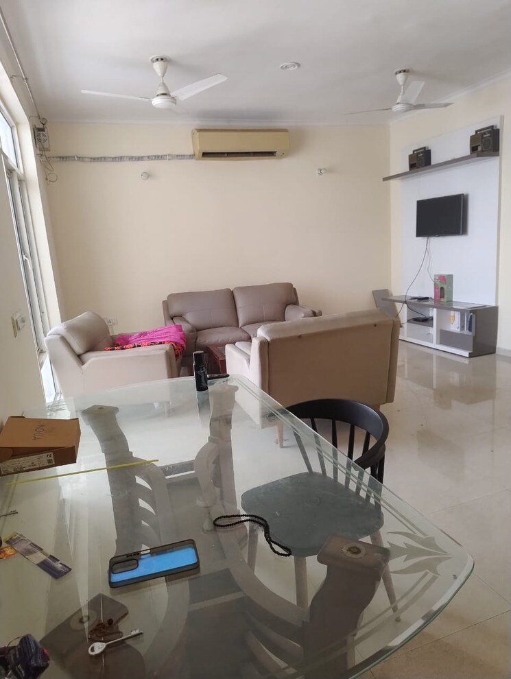 Team Area, omaxe-residency-ii 3 Bedroom 1575 Sq.Ft. Apartment In Gomti Nagar Lucknow 8993133