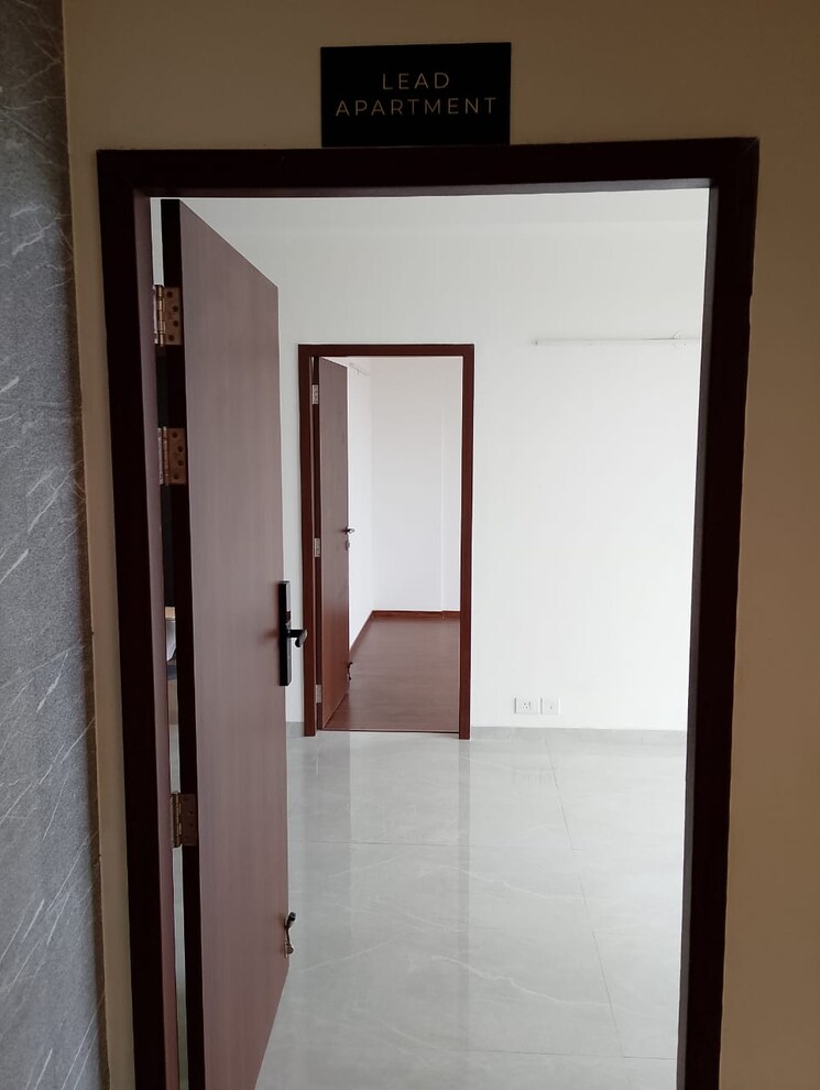 Room, mrg-crown 3 Bedroom 1359 Sq.Ft. Apartment In Sector 106 Gurgaon 8984447