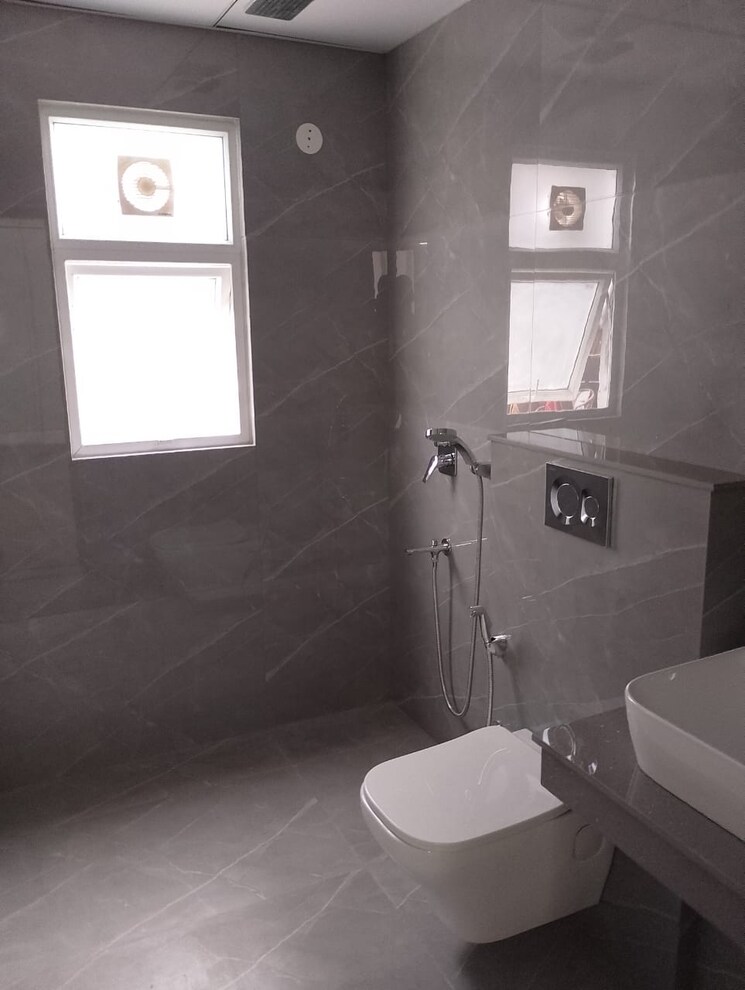Bathroom, mrg-crown 3 Bedroom 1359 Sq.Ft. Apartment In Sector 106 Gurgaon 8984447