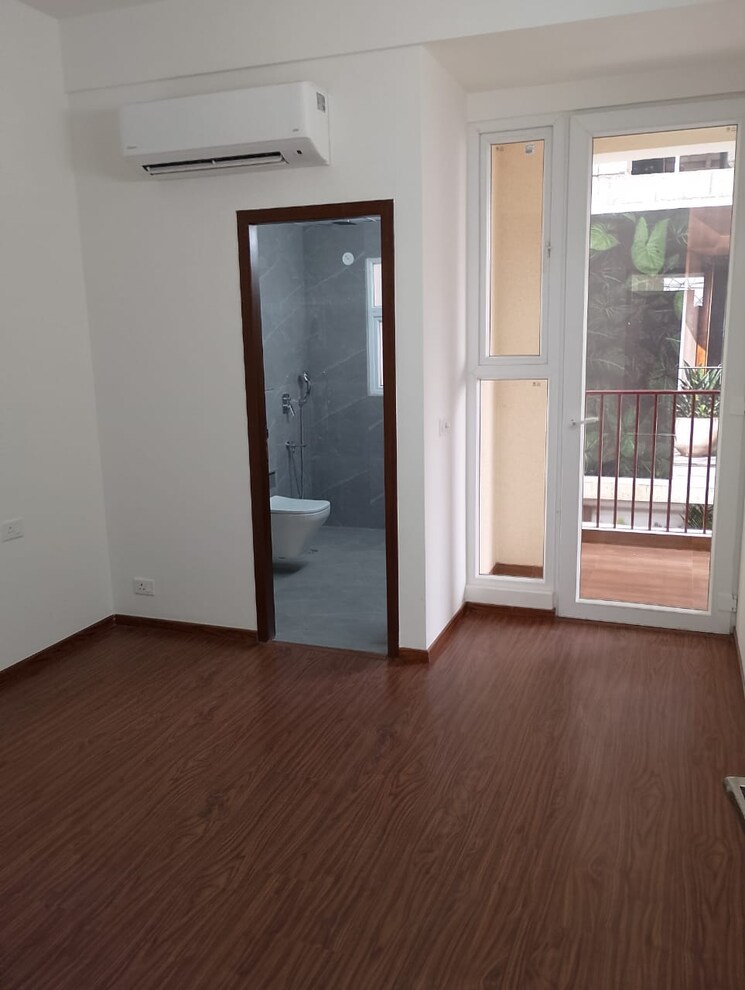 Room, mrg-crown 3 Bedroom 1359 Sq.Ft. Apartment In Sector 106 Gurgaon 8984447