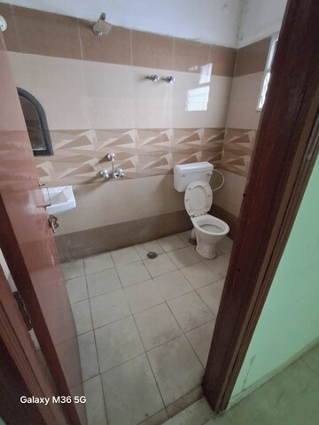 Bathroom in 3 BHK Apartment at Harmu – for Rent