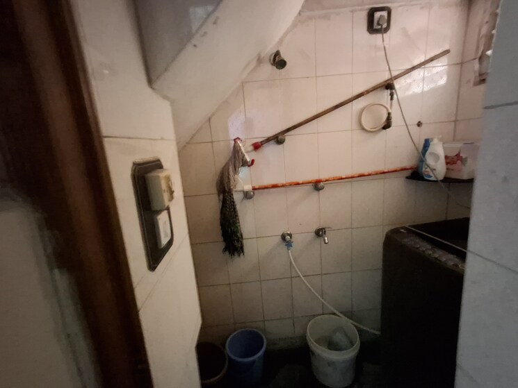 Bathroom, adajan 6 Bedroom 2200 Sq.Ft. Villa In Adajan Surat 8993182