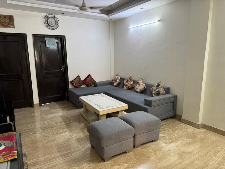 Living Room, paschim vihar 3 Bedroom 1000 Sq.Ft. Builder Floor In Paschim Vihar Delhi 8993154