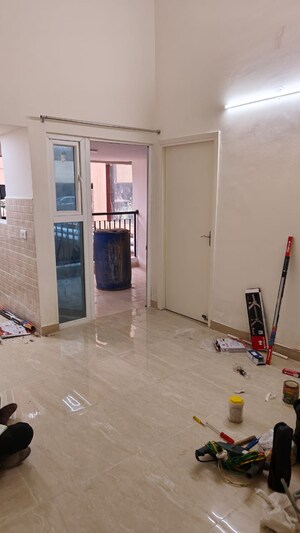 Parking in 2 BHK Apartment at Gaur City 2 - 16th Avenue, Sector 16c Greater Noida – for Sale