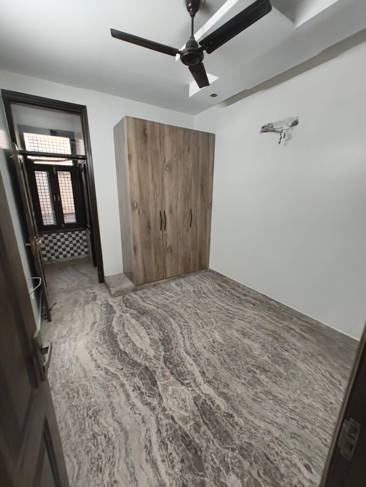 Bedroom, paschim vihar 3 Bedroom 1000 Sq.Ft. Builder Floor In Paschim Vihar Delhi 8993179