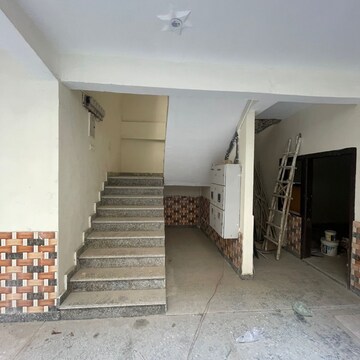  Pg – Exterior View View at Sector 70 - for Rent