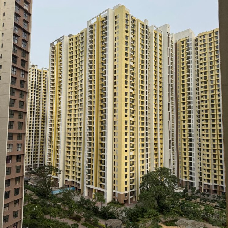 Exterior View, runwal-gardens-phase-2 1 Bedroom 470 Sq.Ft. Apartment In Kalyan Shilphata Road Thane 8993194