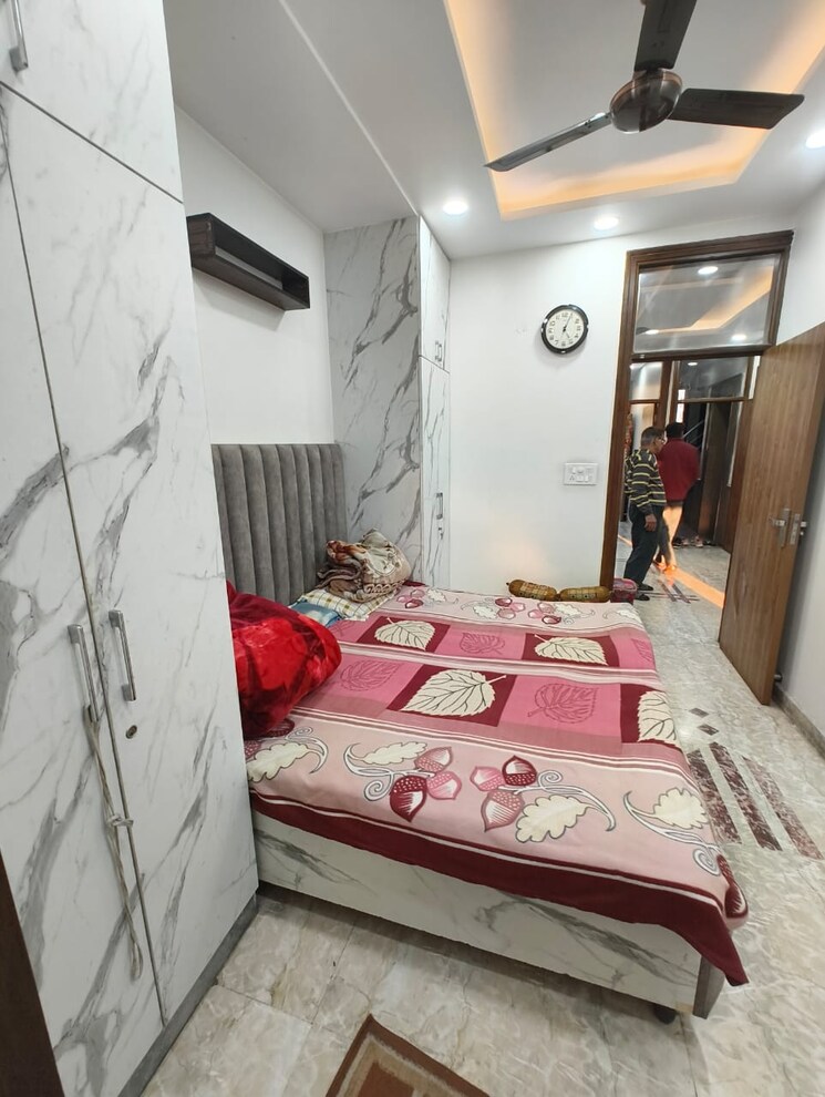 Bedroom, paschim vihar 3 Bedroom 1000 Sq.Ft. Builder Floor In Paschim Vihar Delhi 8993198