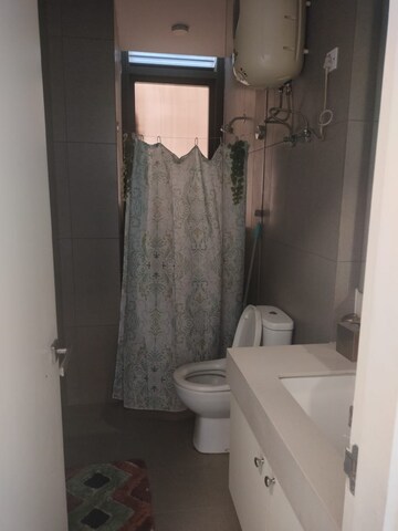 Bathroom in 4 BHK Apartment at Ireo Skyon, Sector 60 – for Sale