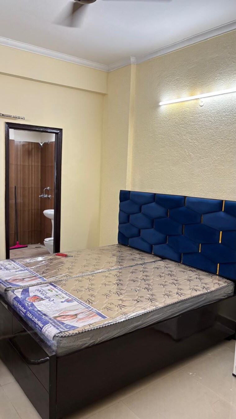 Bedroom, aims-golf-city 2 Bedroom 950 Sq.Ft. Apartment In Sector 75 Noida 8993196