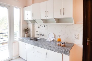 Kitchen in 3 BHK Builder Floor at Huda Staff Colony, Sector 46 – for Rent