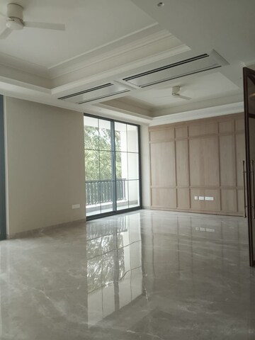 Room in 4 BHK Builder Floor at Vasant Vihar – for Sale