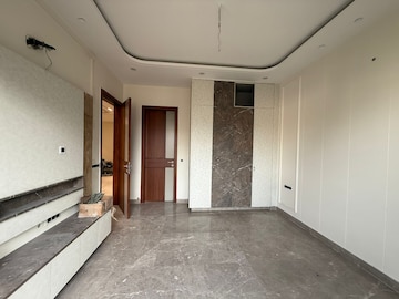 Building Lobby in 4 BHK Builder Floor at Paschim Vihar – for Sale