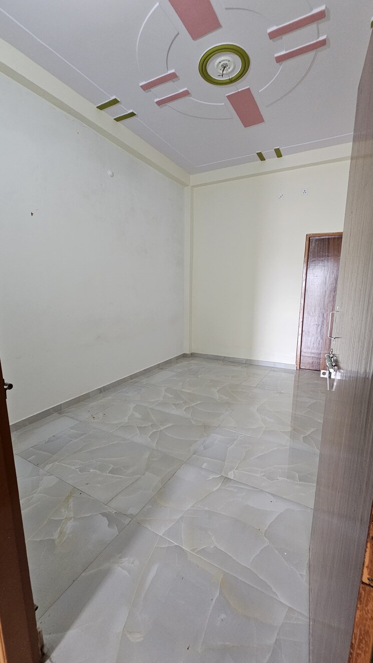 Room, malhour 4 Bedroom 2200 Sq.Ft. Villa In Malhour Lucknow 8993324
