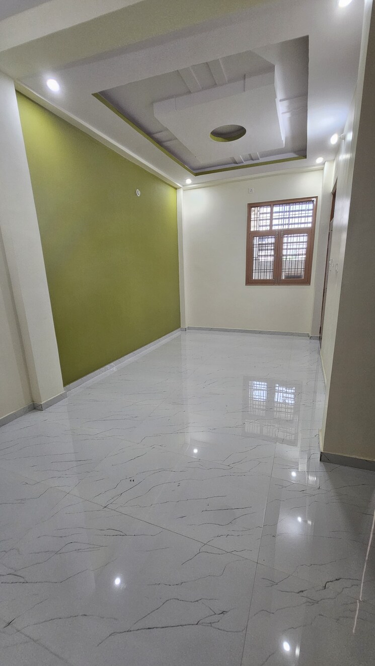 Room, malhour 4 Bedroom 2200 Sq.Ft. Villa In Malhour Lucknow 8993324