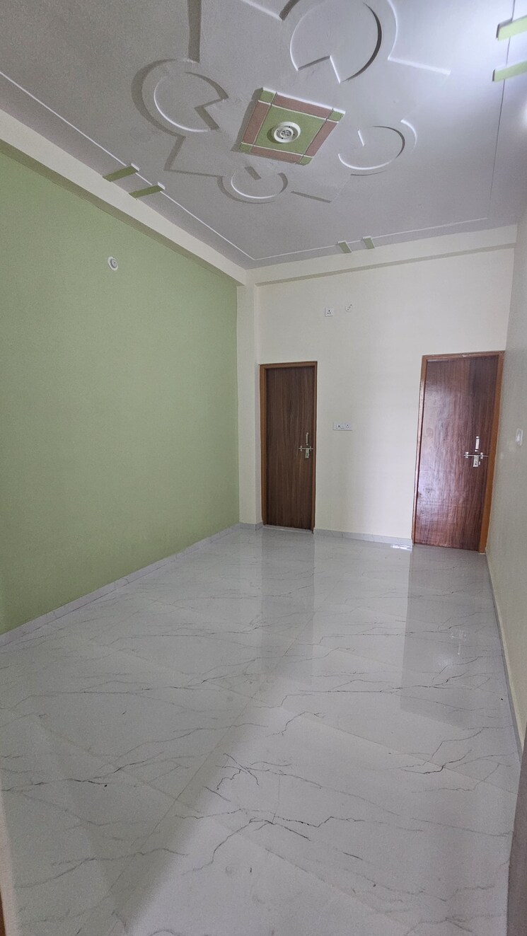Room, malhour 4 Bedroom 2200 Sq.Ft. Villa In Malhour Lucknow 8993324