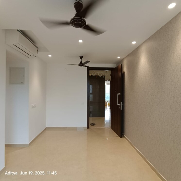 Room, hiranandani-highland 1 Bedroom 379 Sq.Ft. Apartment In Powai Mumbai 8993317