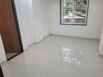 Master Bedroom in 3 BHK Apartment at Sunit CHS, Model Colony – for Rent