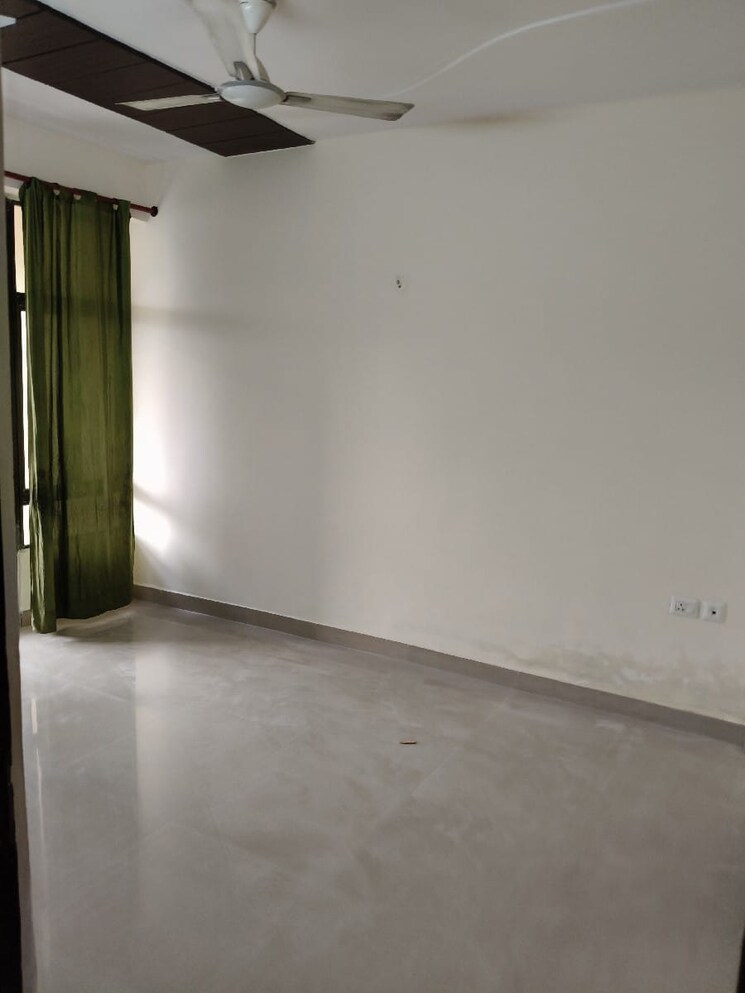 Room, saviour-greenisle 3 Bedroom 1600 Sq.Ft. Apartment In Sain Vihar Ghaziabad 8993381