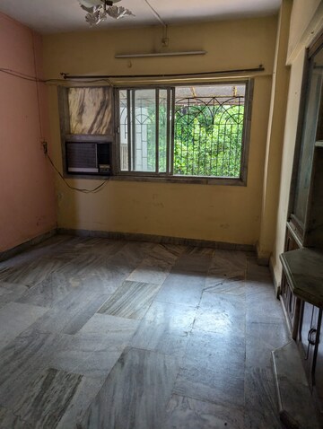 Room in 2 BHK Apartment at Sai Baba Vihar Complex, Ghodbunder Road – for Rent