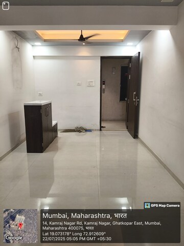 Room in 1 BHK Apartment at Ghatkopar East – for Rent