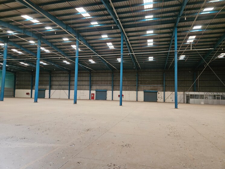  Parking, jamalpur Commercial Warehouse 35000 Sq.Ft. In Jamalpur Gurgaon 8993362