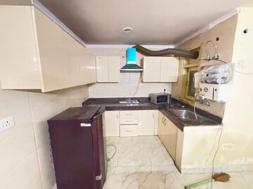 Team Area in 1 BHK Builder Floor at Sector 40 – for Rent