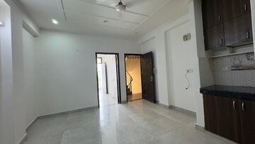Building Lobby in 1 BHK Builder Floor at Palm Residency Chhatarpur, Chattarpur – for Rent