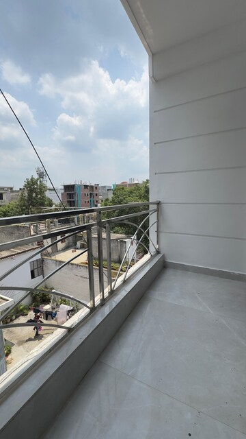 Balcony in 1 BHK Builder Floor at Palm Residency Chhatarpur, Chattarpur – for Rent