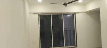 Bedroom in 2 BHK Apartment at Mulund East – for Rent