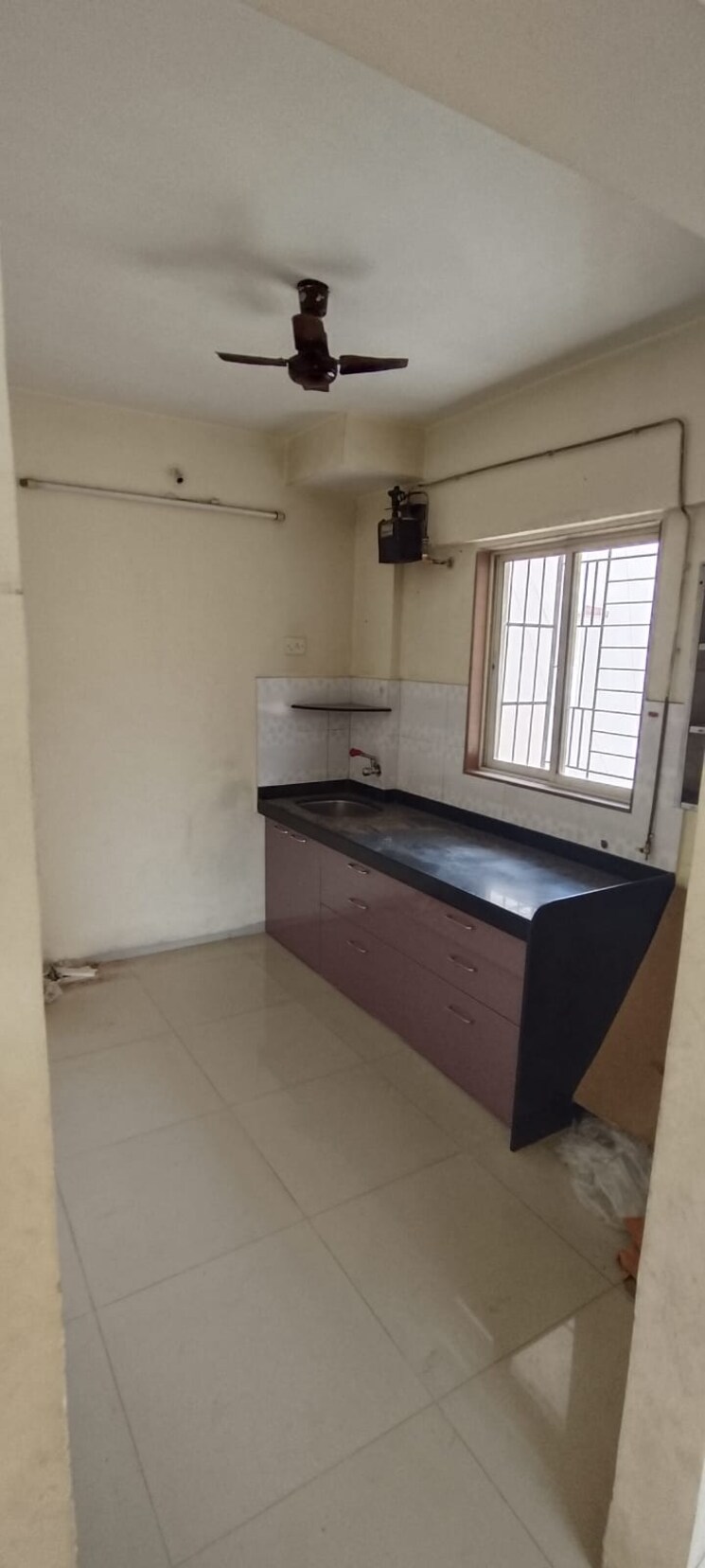 Kitchen, mahalaxmi-tower-kasarvadavali 1 Bedroom 450 Sq.Ft. Apartment In Kasarvadavali Thane 8993413