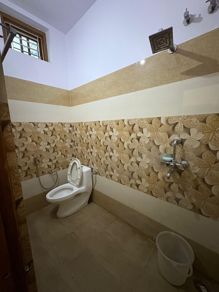 Attached Bathroom, sahastradhara road 2 Bedroom 1400 Sq.Ft. Builder Floor In Sahastradhara Road Dehradun 8993421