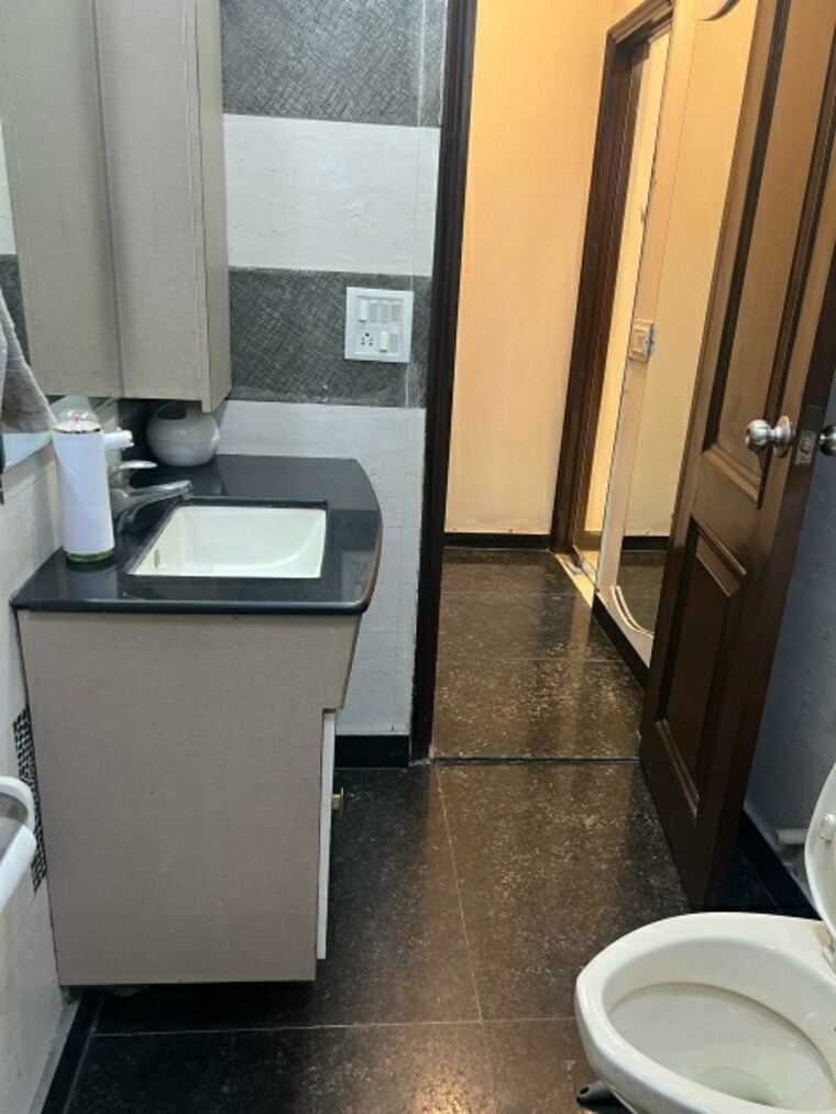 Team Area, lajpat nagar 4 2 Bedroom 950 Sq.Ft. Builder Floor In Lajpat Nagar 4 Delhi 8993447