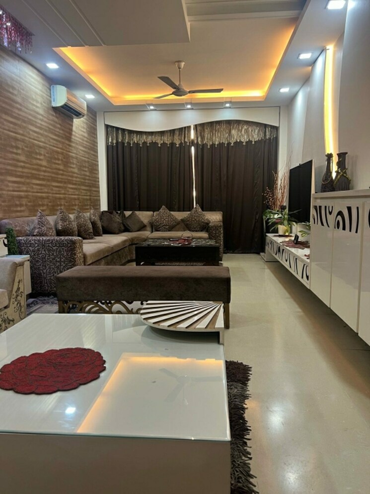 Team Area, lajpat nagar 4 2 Bedroom 950 Sq.Ft. Builder Floor In Lajpat Nagar 4 Delhi 8993447