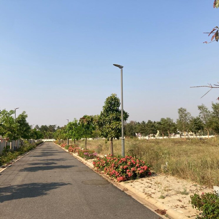 Garden, house-of-hiranandani-devanahalli  2021 Sq.Ft. Plot In Sanne Amanikere Bangalore 8993445