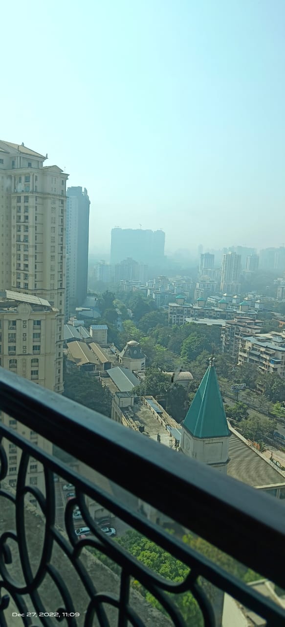 3 BHK + Pooja Room,Servant Room,Study Room,Extra Room Apartment For Rent in Hiranandani Meadows