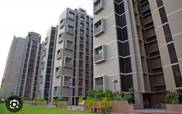3 BHK Apartment For Rent in Makarba